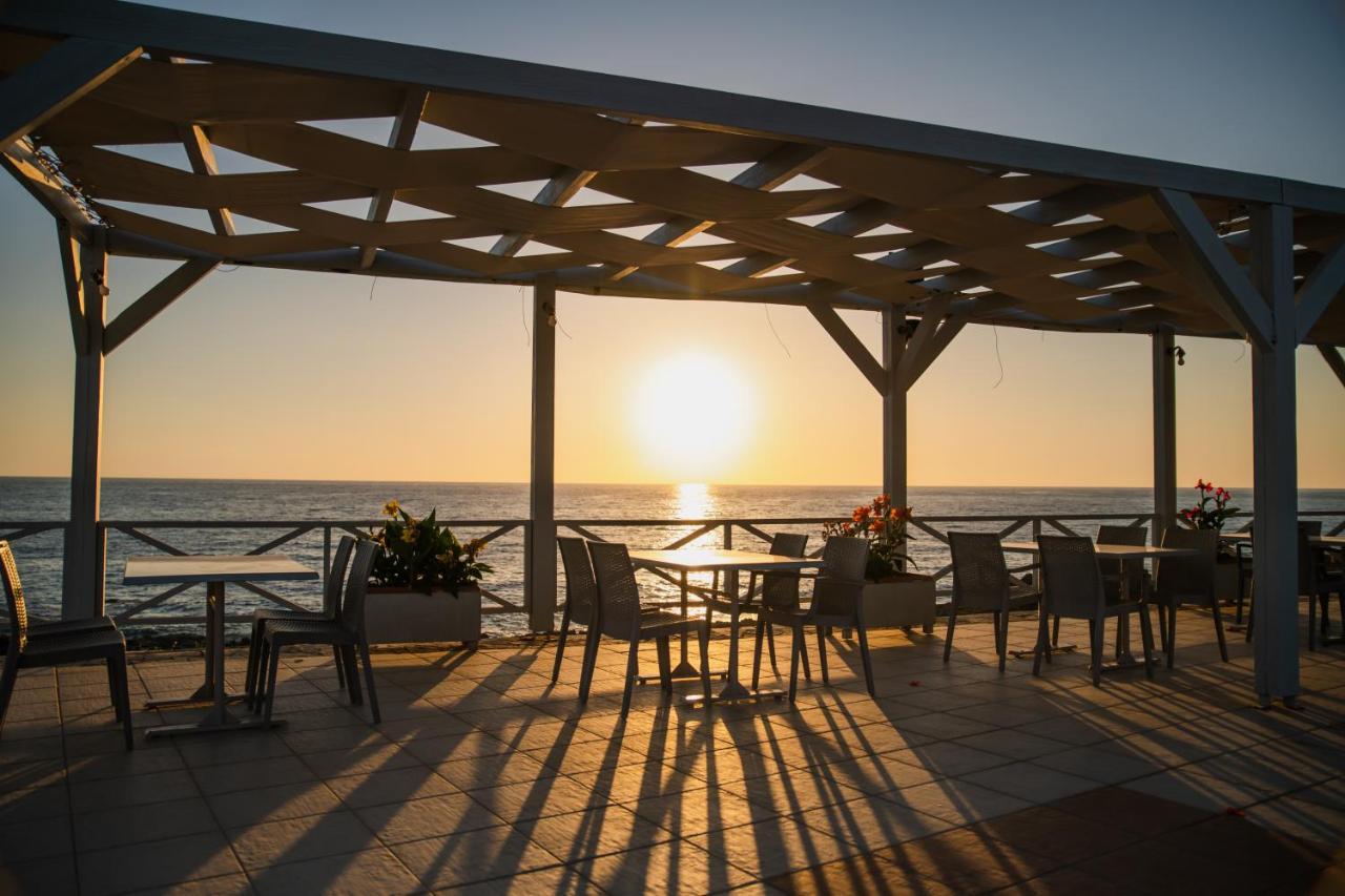 Mesogeios Hotel Marathópolis Zewnętrze zdjęcie